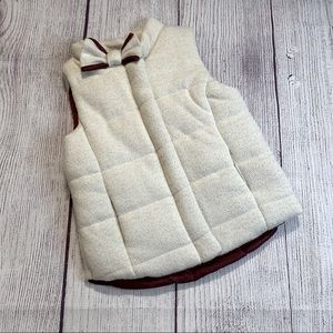 Max Studio Kids Cream Puffy Vest Size 3T